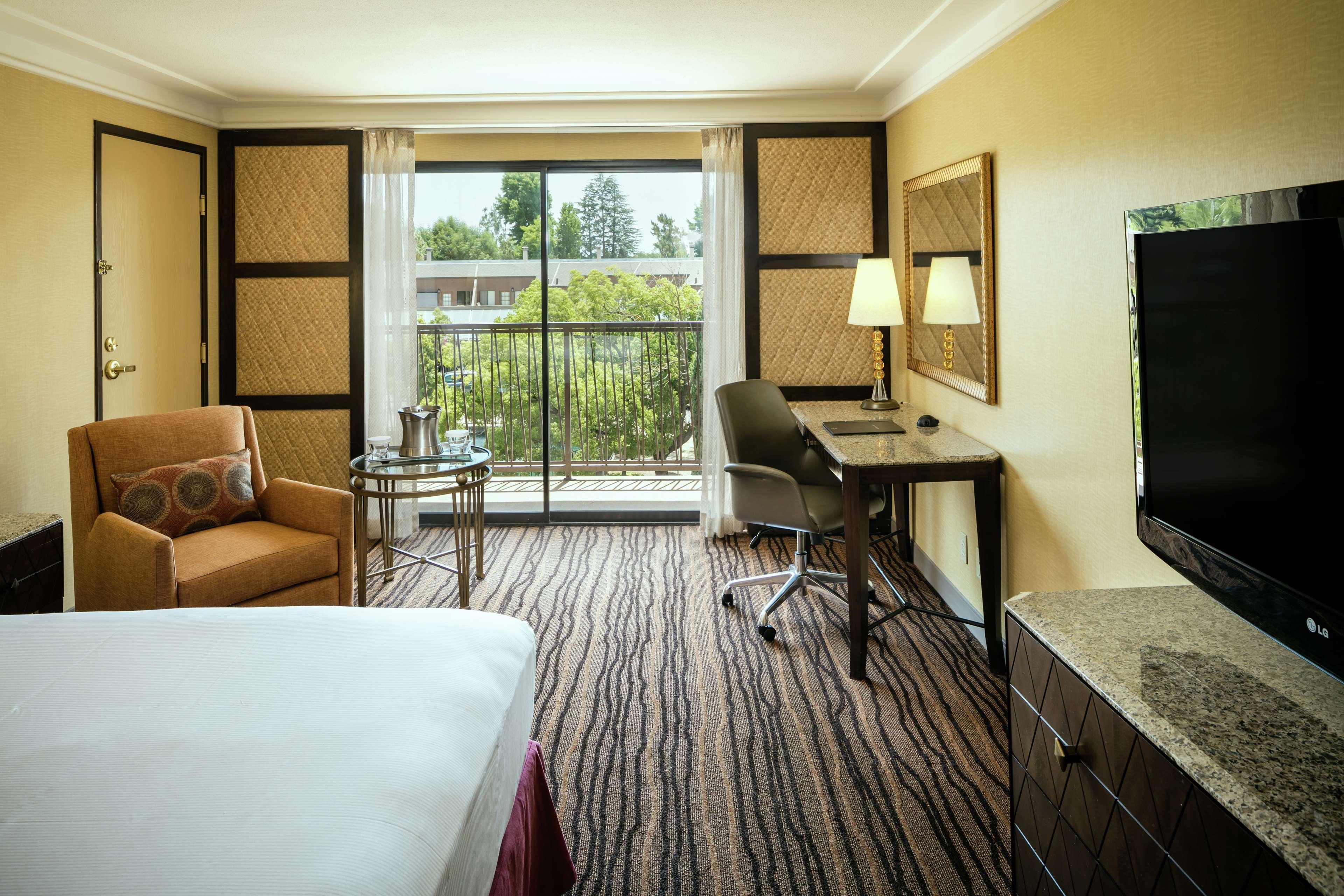 Hilton Stockton Hotel Exterior foto