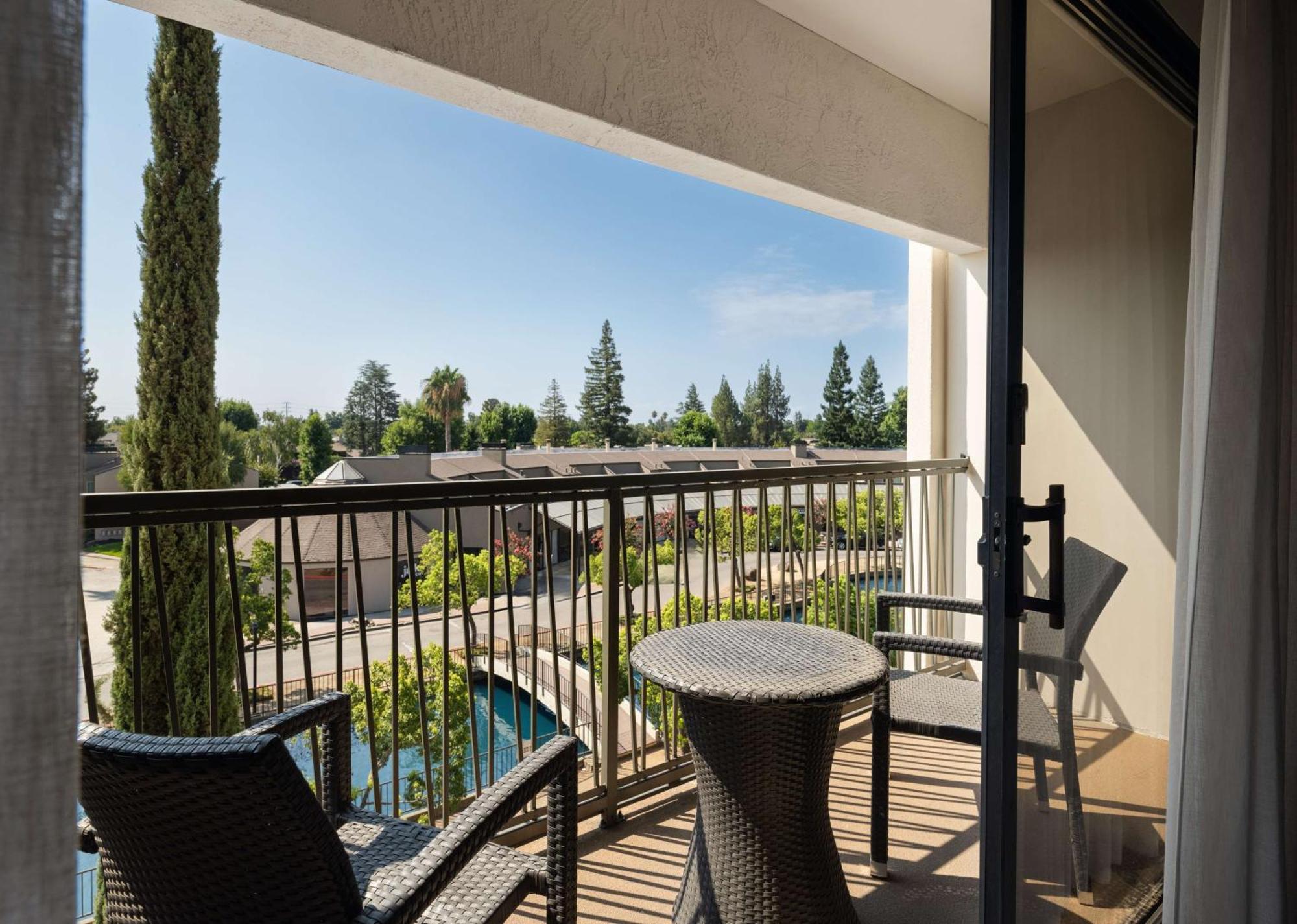 Hilton Stockton Hotel Exterior foto