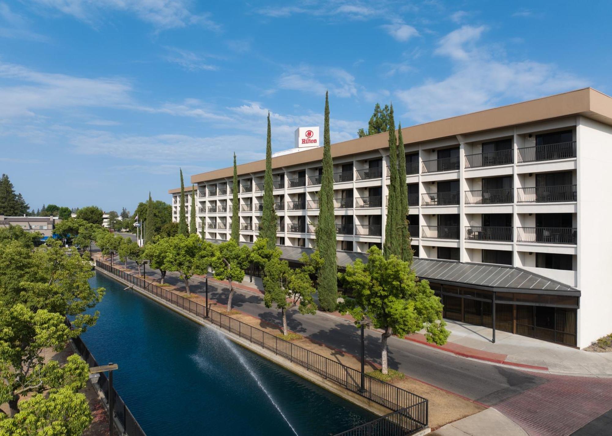 Hilton Stockton Hotel Exterior foto